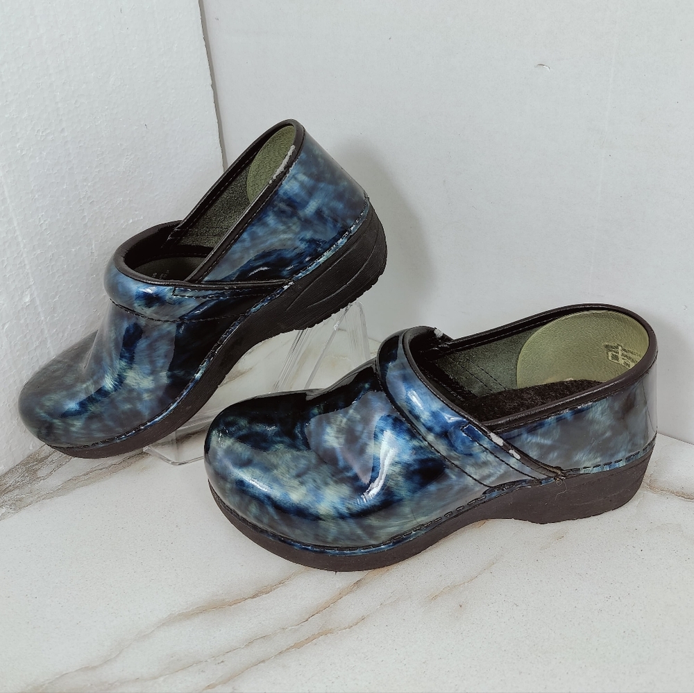 Dansko Blue Black Abstract Print Professional Comfort Work Clogs, Sz 8-8.5